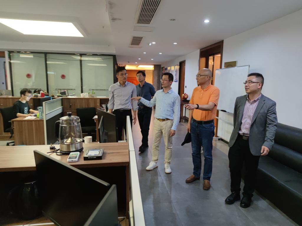 访企拓岗促就业|院党委书记万泉率信息工程系一行赴福州开展访企拓岗促就业专项行动